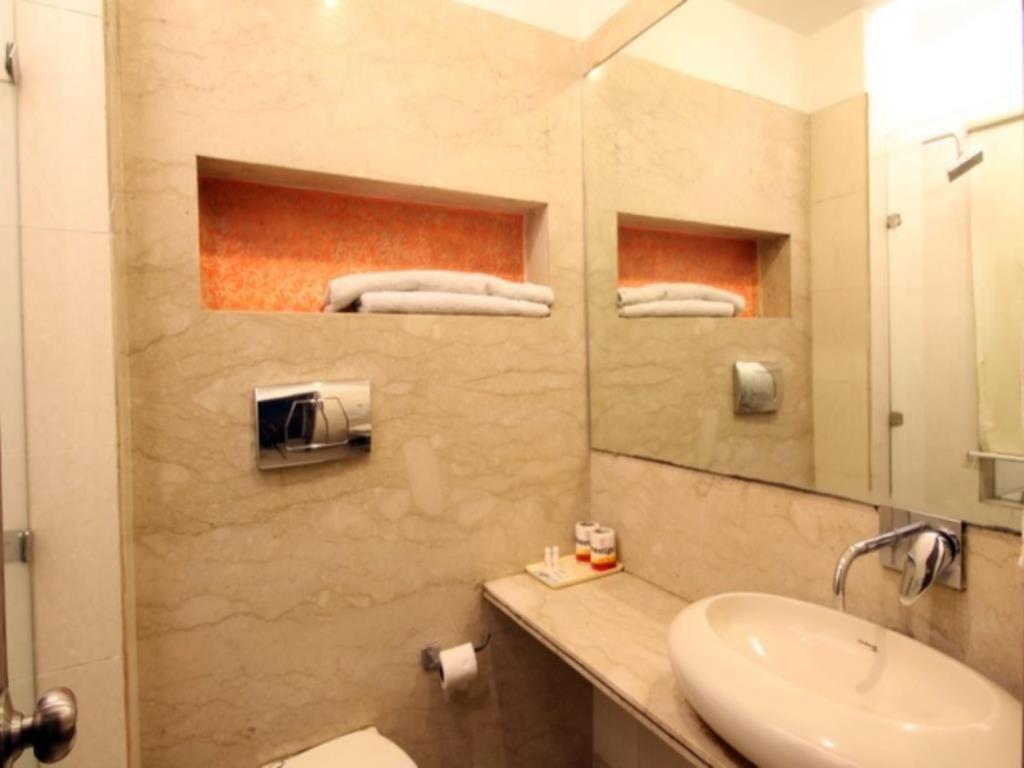 Hotel Livasa Inn Near Blk Hospital Δελχί Εξωτερικό φωτογραφία