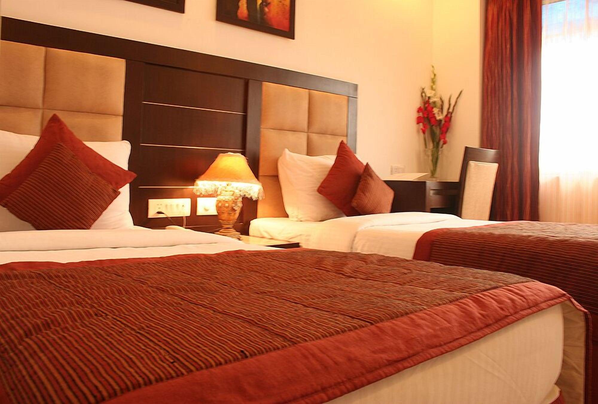 Hotel Livasa Inn Near Blk Hospital Δελχί Εξωτερικό φωτογραφία